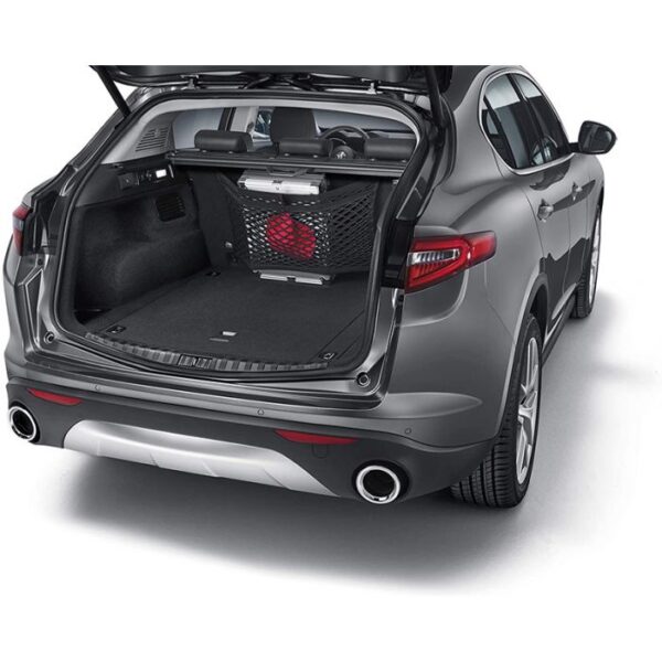 Rete portaoggetti per Alfa Romeo Stelvio montata con carico