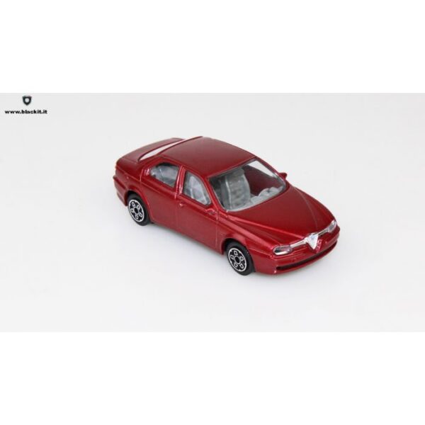 Alfa 156 modèle rouge
