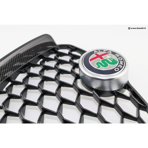 logo Mascherina anteriore carbonio per Giulia 50547088
