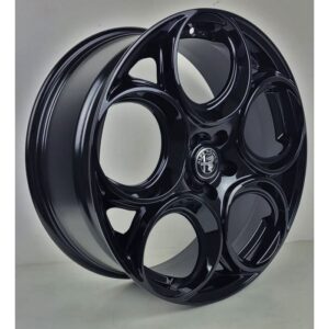 Set di 4 cerchi nero lucido per Giulietta, Giulia, Tonale da 17″