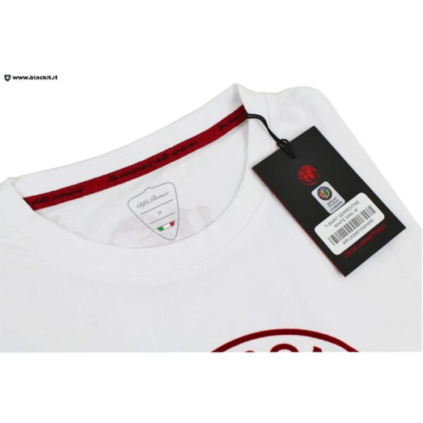 etichetta tshirt alfa romeo bianca 110 collection