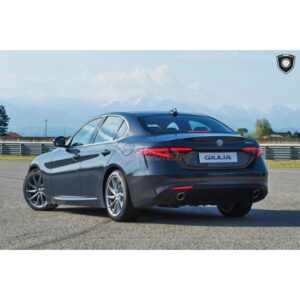 Dam and double tailpipe Giulia – diesel version