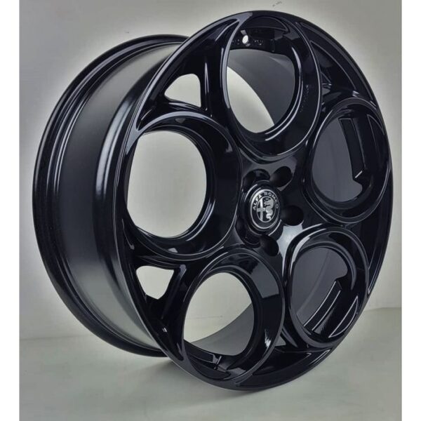 17" glossy black wheels for Alfa Romeo giulia