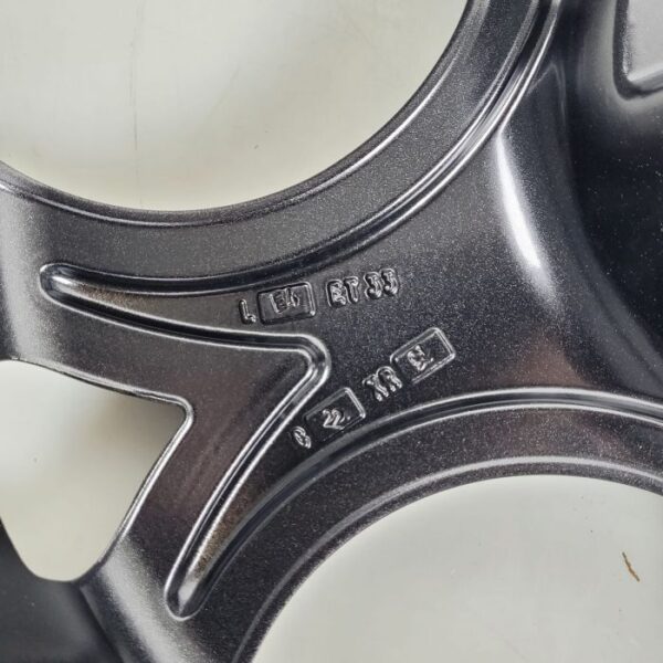 detail of 20" PALLADIO wheels for Alfa Romeo